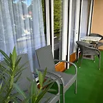 Apartment Aranypart 49-51 *
