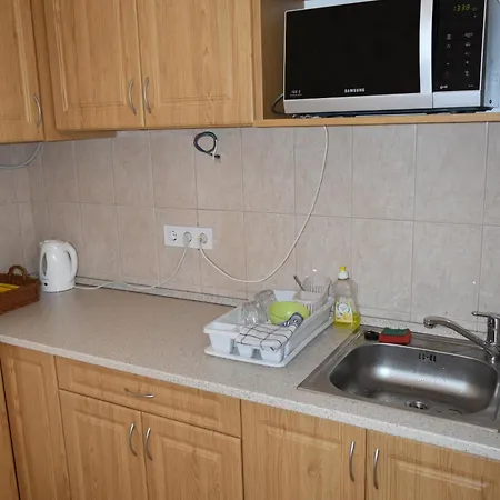 Apartment Aranypart 49-51 *