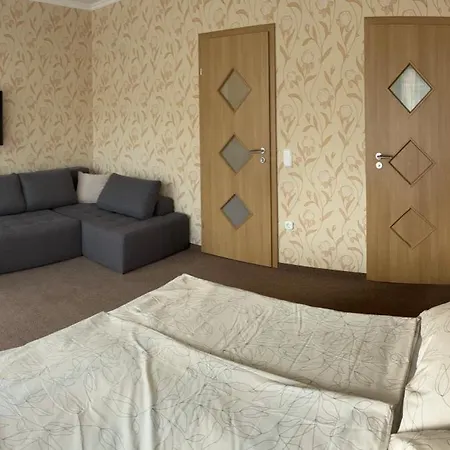 Apartamento Aranypart 49-51 Siófok
