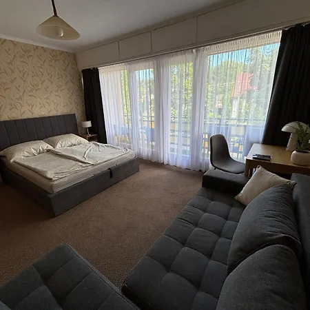 Apartment Aranypart 49-51