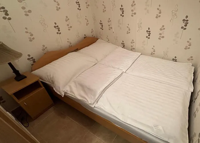 Aranypart 49-51 Siófok