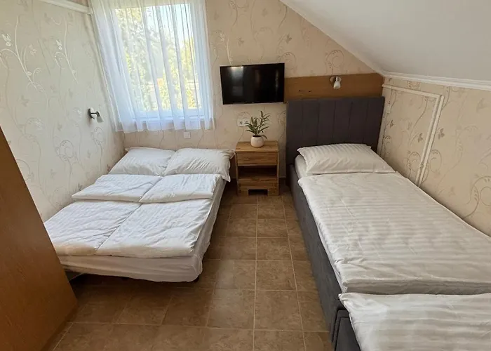 Appartamento Aranypart 49-51 *